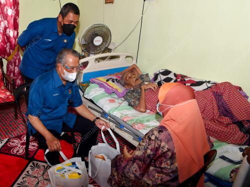 TAN SRI MUHYIDDIN YASSIN
