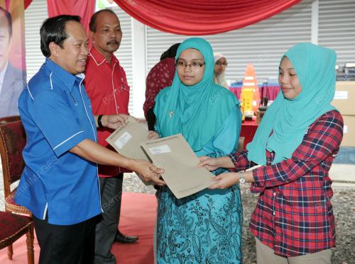 JB06_05112015_PTPTN_n_SRS