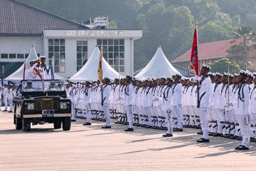 DATUK ABD HALIM SHAARI