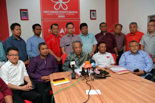 TAN SRI MUHYIDDIN YASSIN