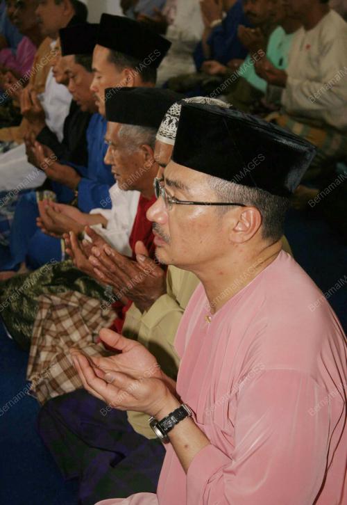 HISHAMUDDIN TUN HUSSEIN