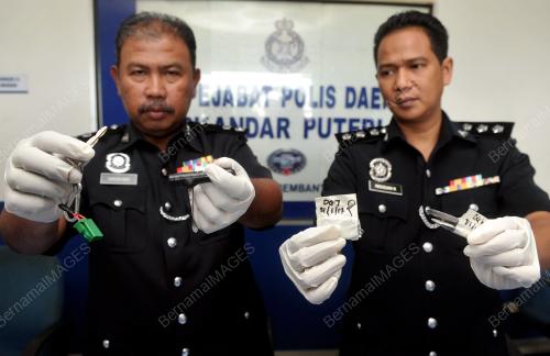 JB06_08022017_POLIS