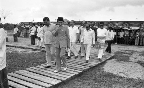 JB06_09032015_HAK_MILIK_2