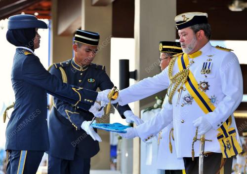 SULTAN JOHOR SULTAN IBRAHIM ISKANDAR