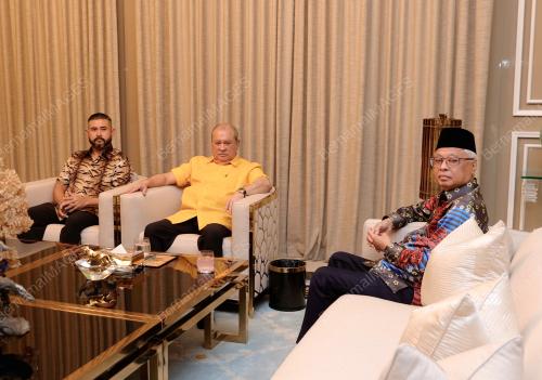 SULTAN IBRAHIM ALMARHUM SULTAN ISKANDAR