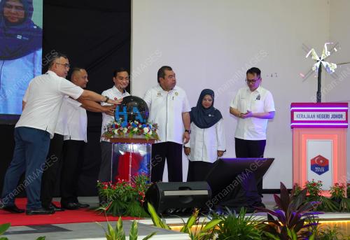 DATUK ONN HAFIZ GHAZI