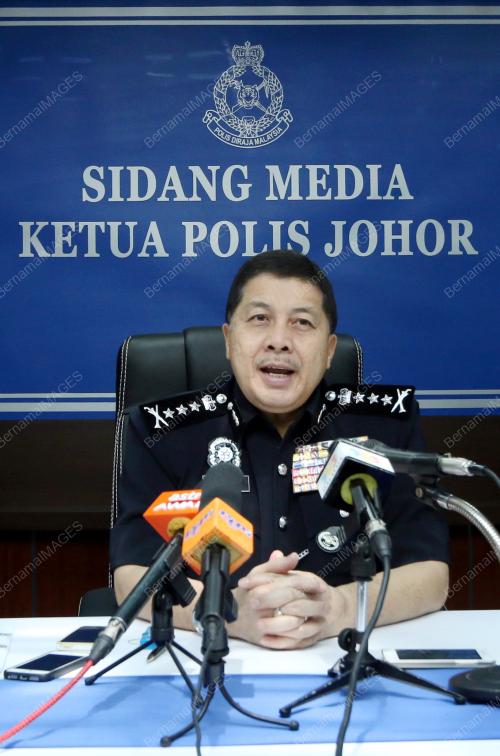 JB06_11122015_DATUK_WAN