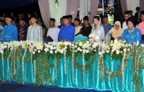 JB06_12052012_PERKAHWINAN