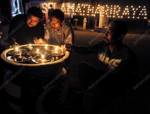 JB06_13082012_CAHAYA_PUNJUT