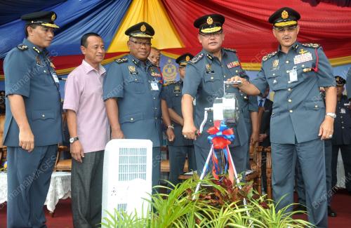 JB06_15052017_BALAI_BOMBA_BN201705143516