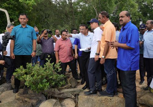 DATUK ONN HAFIZ GHAZI