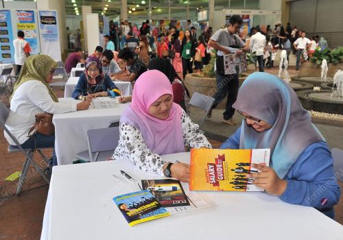 JB06_17012015_CARI_KERJA
