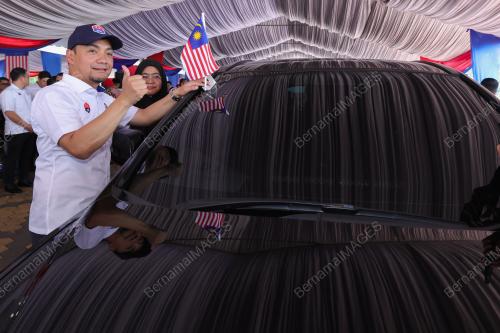 DATUK ONN HAFIZ GHAZI