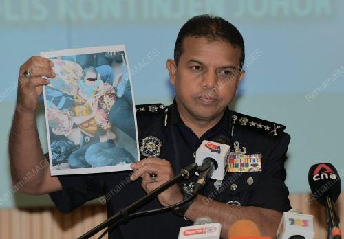 DATUK AYUB KHAN MYDIN PITCHAY