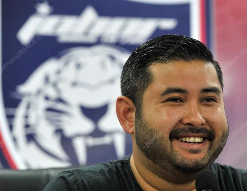 JB06_18092015_TMJ-MEDIA