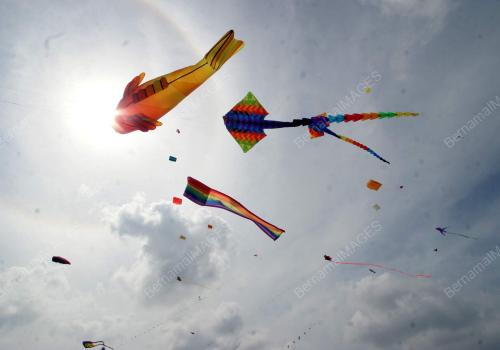FESTIVAL LAYANG-LAYANG