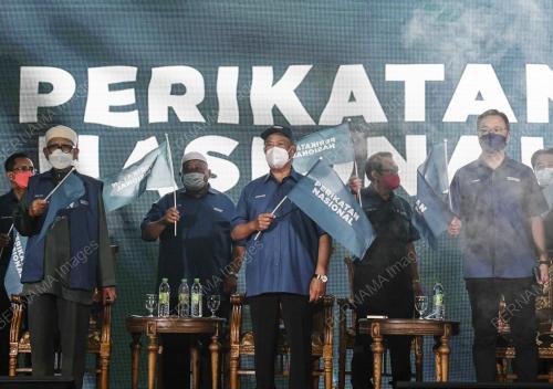 TAN SRI MUHYIDDIN YASSIN