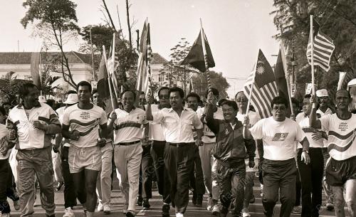 LARIAN BENDERA SEMPENA KEMERDEKAAN