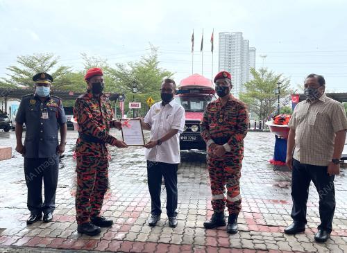 DATUK SERI DR ISMAIL ABD MUTTALIB