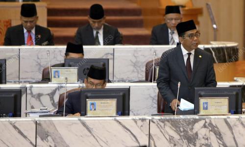 JB06_19112015_SIDANG_DUN