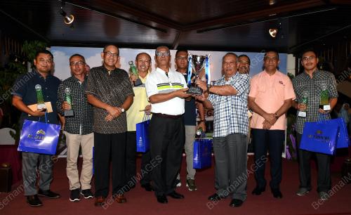 JB06_19112017_GOLF_PIALA_IGP