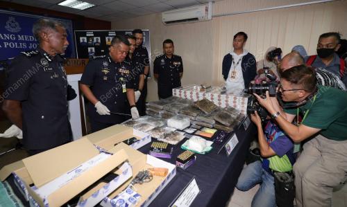 DATUK KAMARUL AZMAN MAMAT