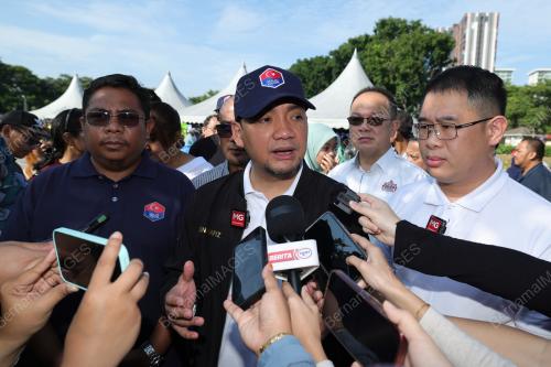 DATUK ONN HAFIZ GHAZI