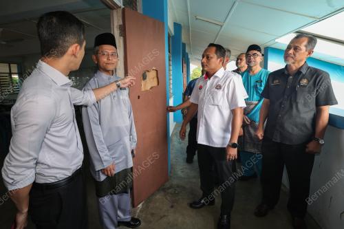 AZNAN TAMIN