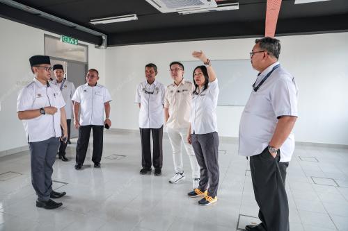 JB06_21042026_LAWAT_SEKOLAH