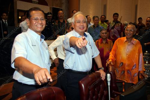 MOHD NAJIB TUN ABDUL RAZAK