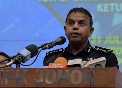 DATUK AYOB KHAN MYDIN PITCHAY