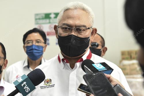 TAN SRI NOH OMAR