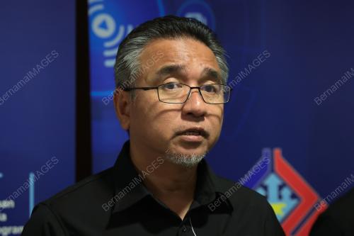 ADLY ZAHARI