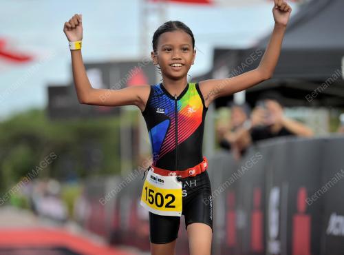 IRONMAN 70.3 DESARU COAST