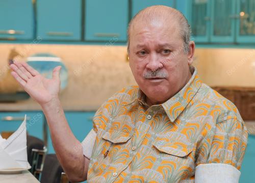 SULTAN IBRAHIM ALMARHUM SULTAN ISKANDAR