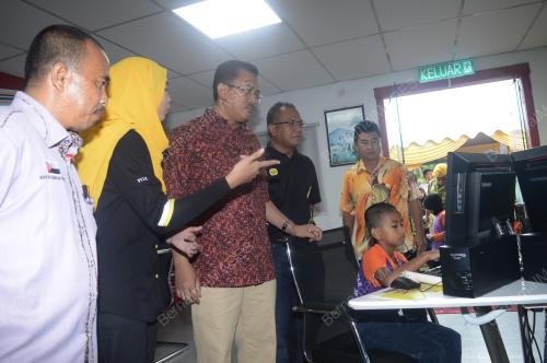 JB06_22102016_PUSAT_INTERNET