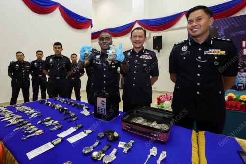 DATUK M KUMAR
