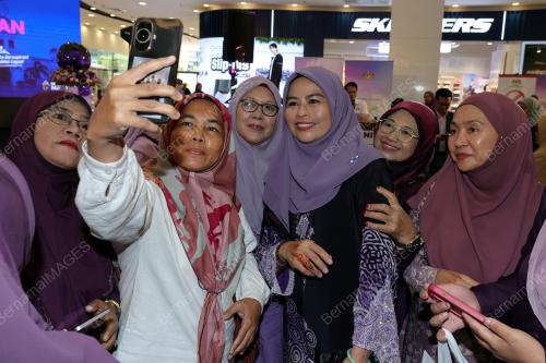DATUK SERI DR NORAINI AHMAD