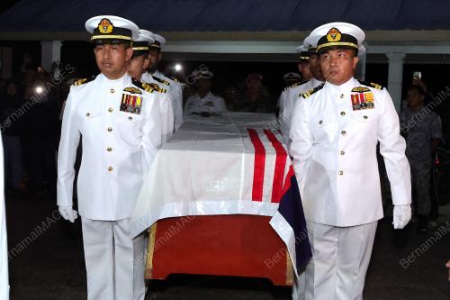ALLAHYARHAM MUHAMAD AMIR MOHAMED