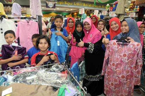JB06_24062016_BANTUAN_RAYA