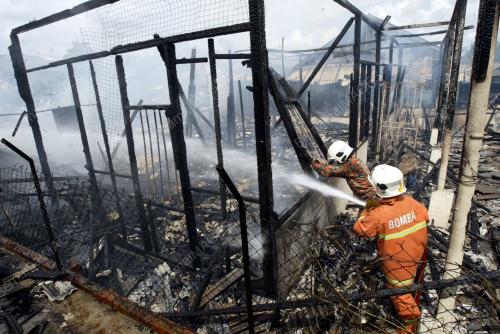 HOSTEL TERBAKAR
