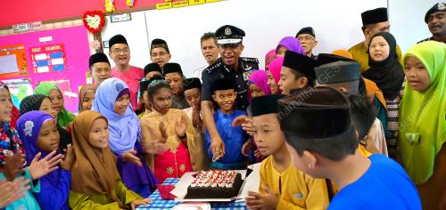 JB06_25062018_HARI_RAYA