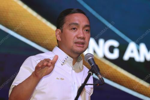 DATUK ONN HAFIZ GHAZI