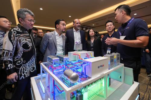 DATUK ONN HAFIZ GHAZI