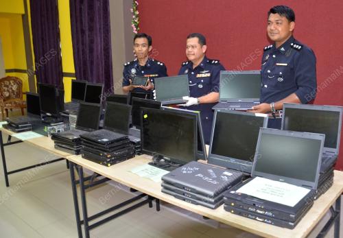JB06_27122015_RAMPASAN_PREMIS