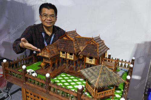 MOHD AMIN AFUAN