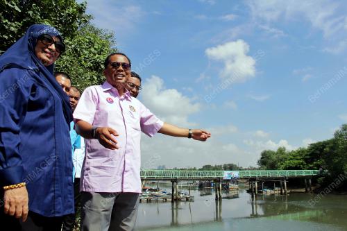 JB06_30042017_RASMI_SUNGAI