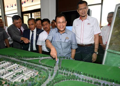 JB06_30082018_PERSIMPANGAN_BERTINGKAT