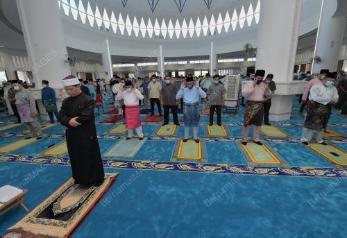 TAN SRI MUHYIDDIN YASSIN
