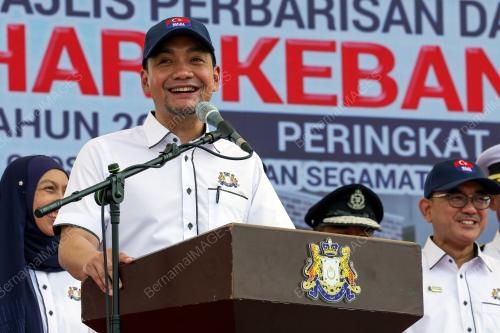 DATUK ONN HAFIZ GHAZI 